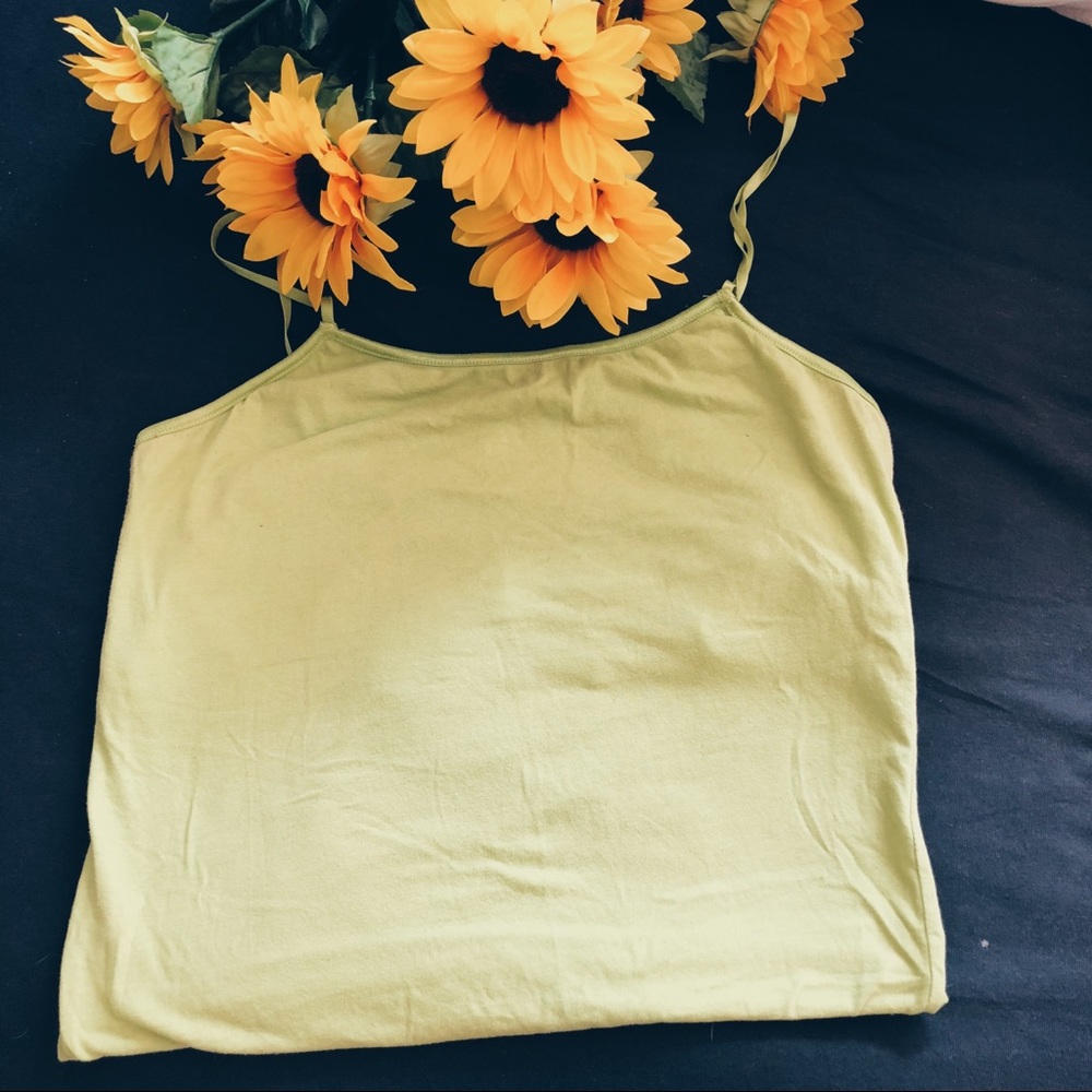 🥥 lime green tank 💚